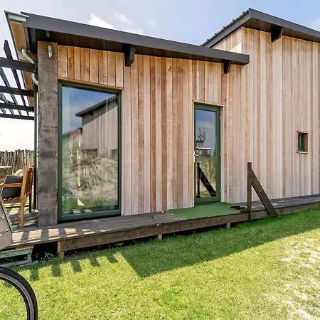 Quaint Bungalow In With Garden Callantsoog