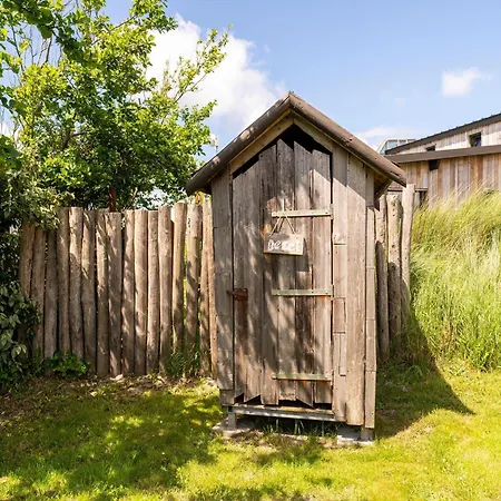 Quaint Bungalow In With Garden Сasa de vacaciones *